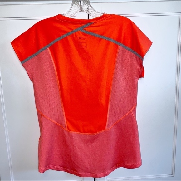 The North Face | Florescent Orange Tee Shirt Sleeves Mountain Athletics Medium - Picture 5 of 13